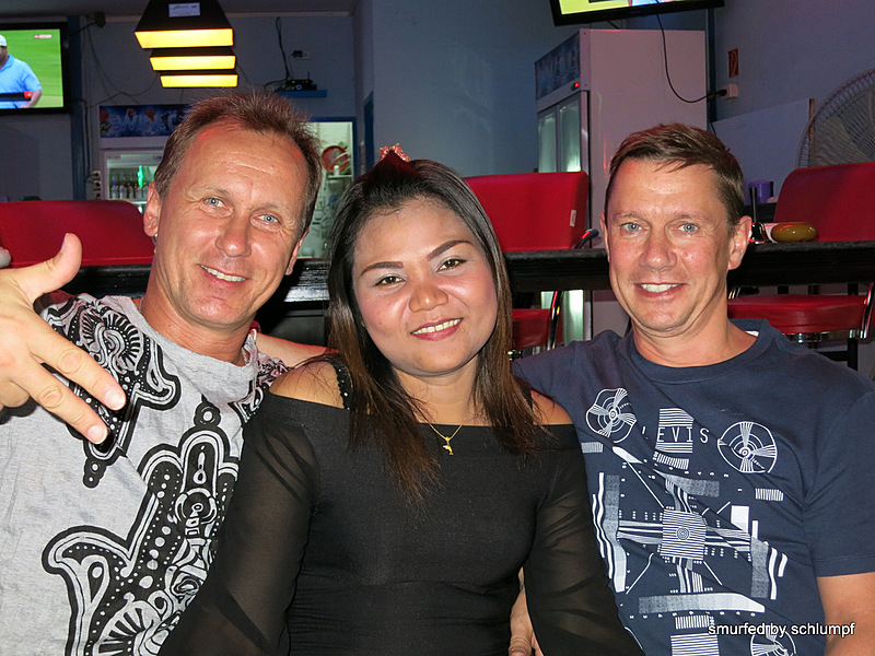 2014-03-05 Smurf Bar