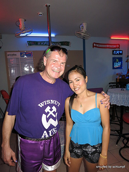 2014-03-06 Smurf Bar