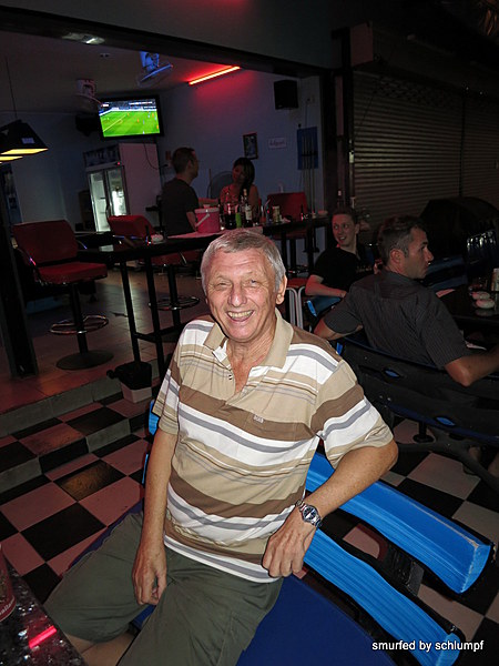 2014-03-06 Smurf Bar