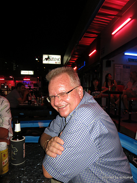 2014-03-09 Smurf Bar
