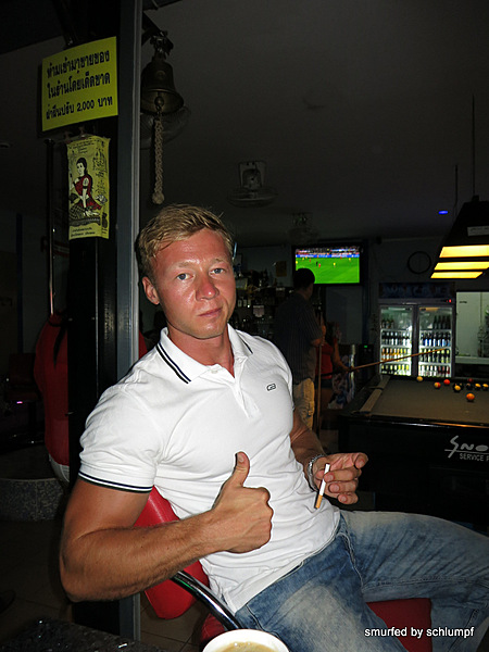 2014-03-11 Smurf Bar
