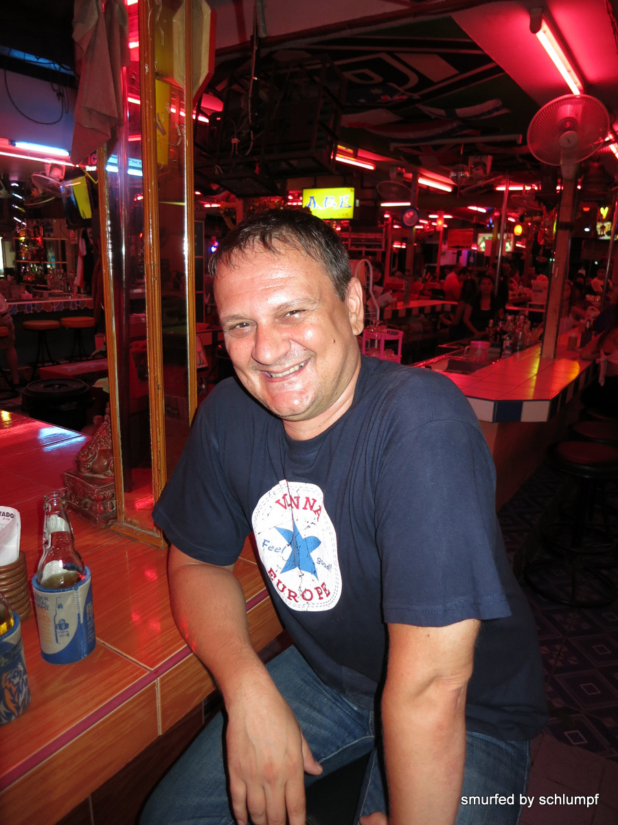2014-03-12 Smurf Bar