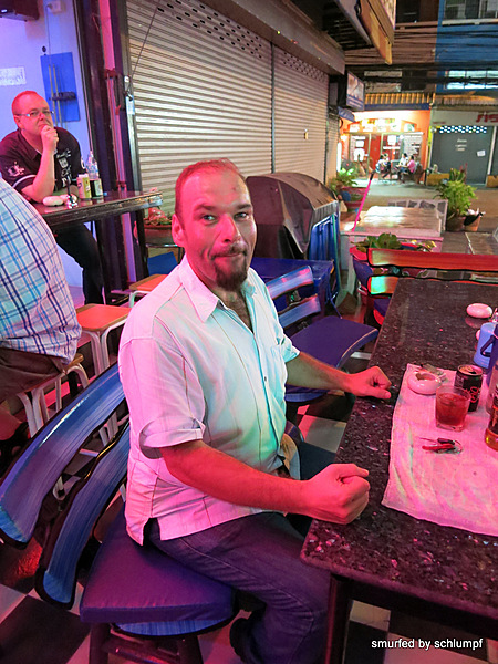 2014-03-18 Smurf Bar