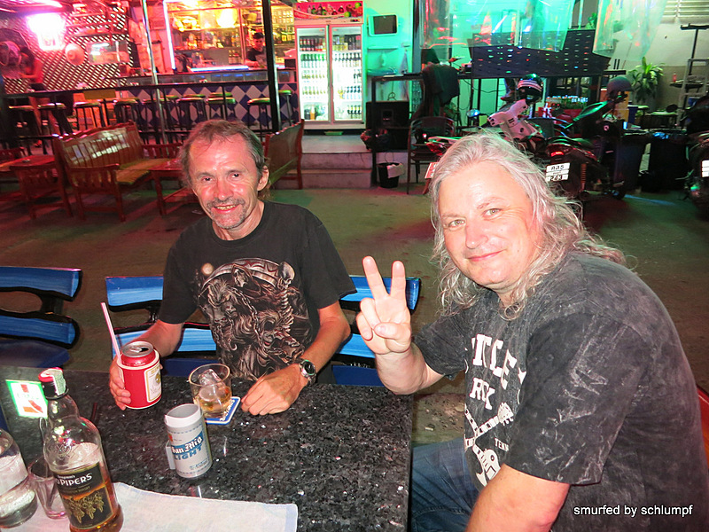 2014-03-18 Smurf Bar