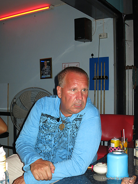 2014-03-18 Smurf Bar