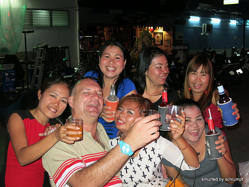 2014-03-22 Smurf Bar