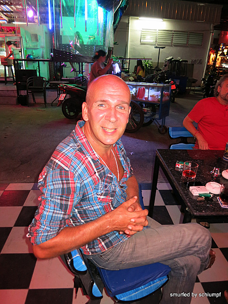2014-03-23 Smurf Bar