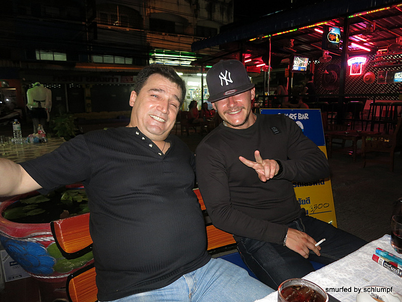 2014-04-02 Smurf Bar