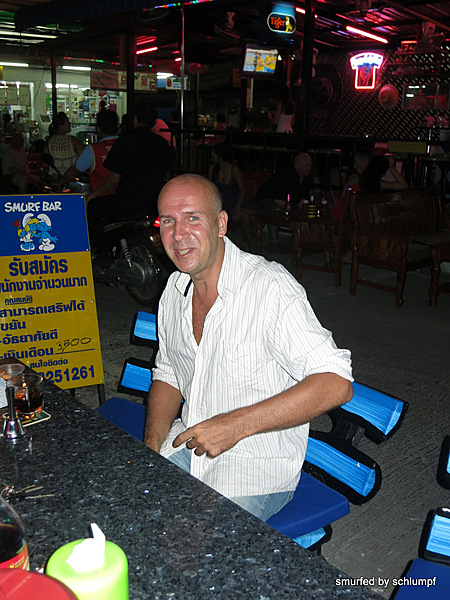 2014-04-02 Smurf Bar