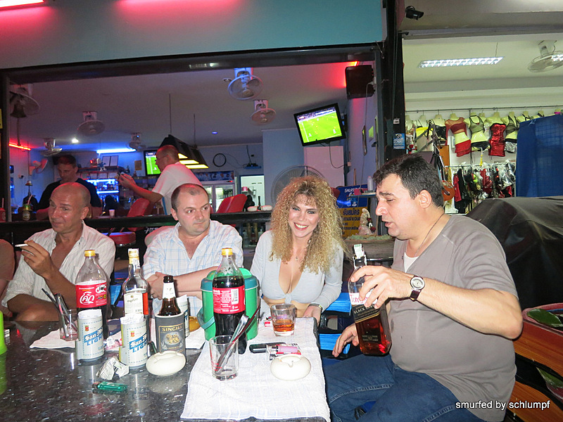 2014-04-03 Smurf Bar