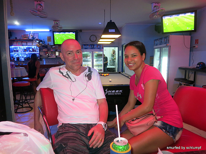2014-04-04 Smurf Bar