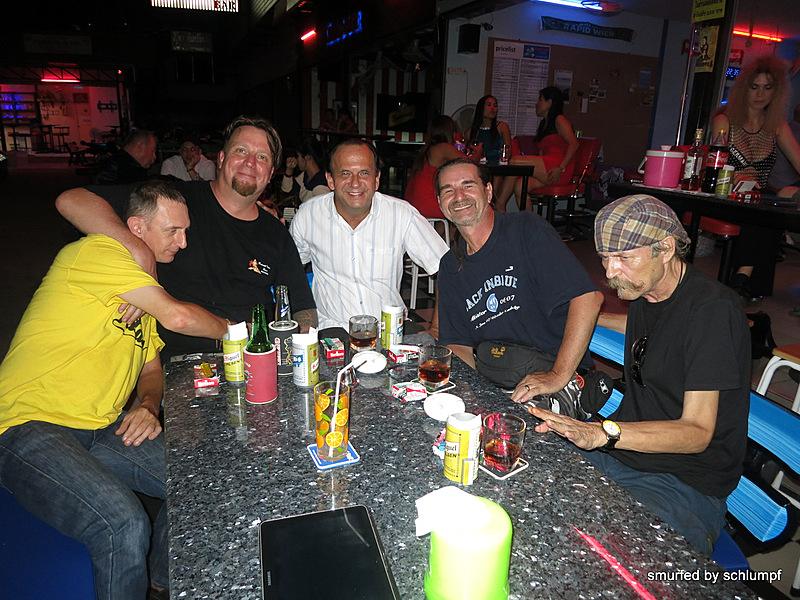 2014-04-06 Smurf Bar