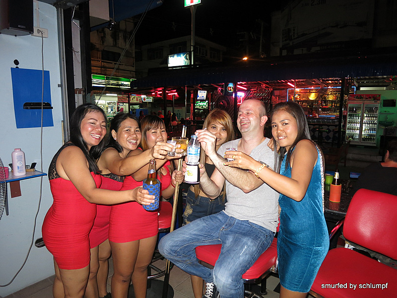 2014-04-06 Smurf Bar