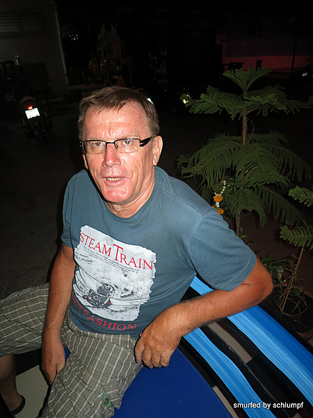 2014-04-08 Smurf Bar