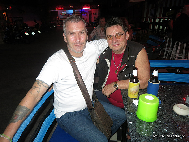 2014-04-10 Smurf Bar