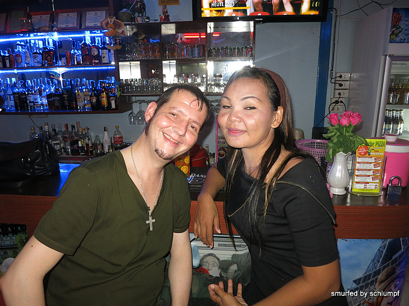 2014-04-11 Smurf Bar