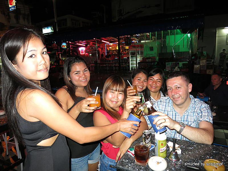 2014-04-12 Smurf Bar