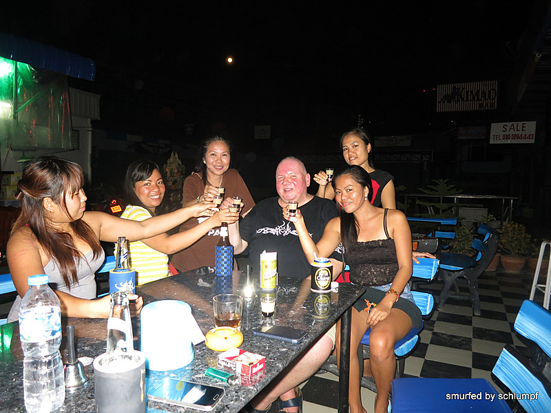 2014-04-14 Smurf Bar
