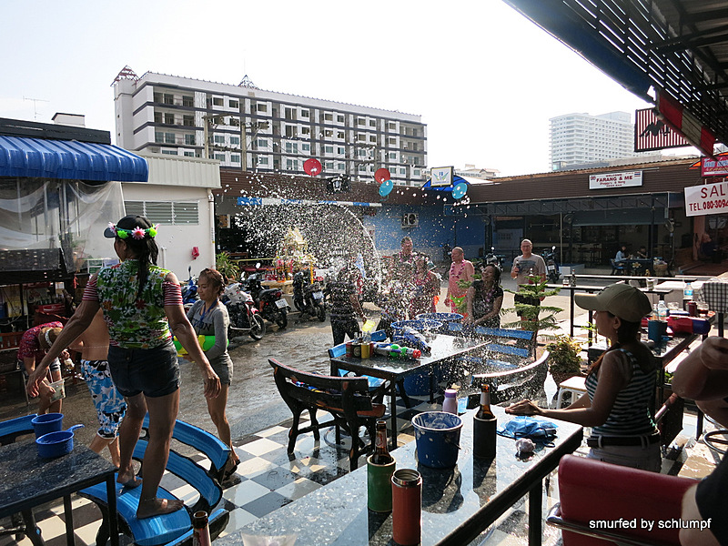 2014-04-16 Smurf Bar