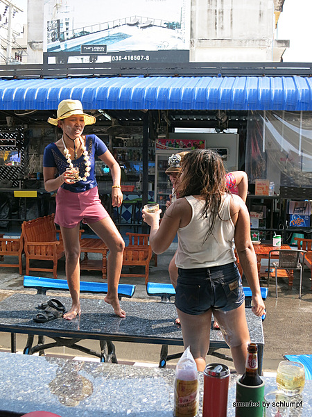 2014-04-16 Smurf Bar