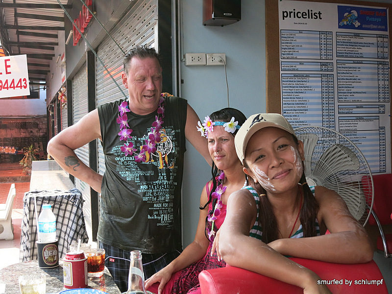2014-04-16 Smurf Bar