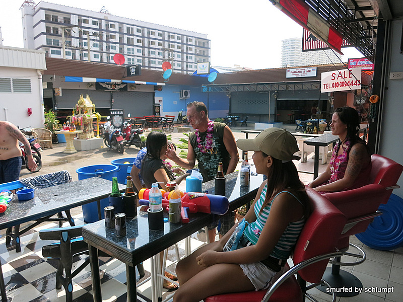 2014-04-16 Smurf Bar