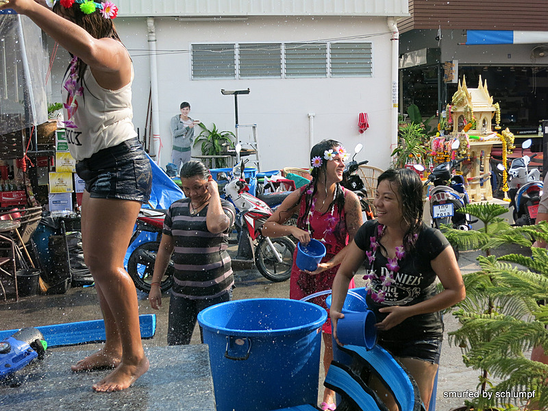 2014-04-16 Smurf Bar