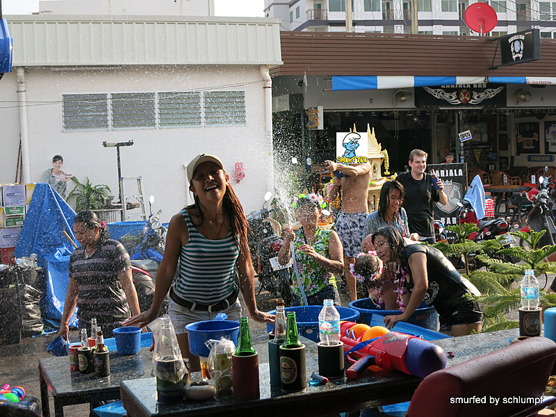 2014-04-16 Smurf Bar