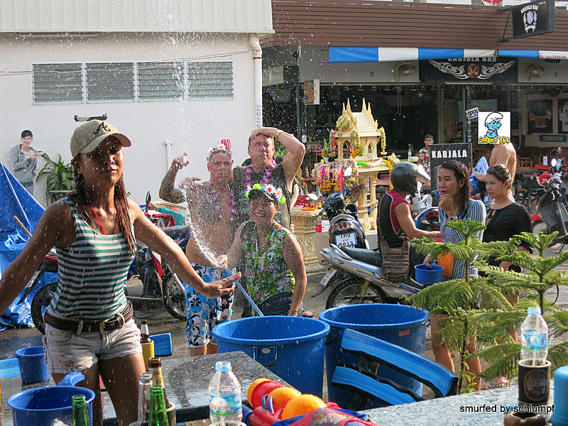 2014-04-16 Smurf Bar