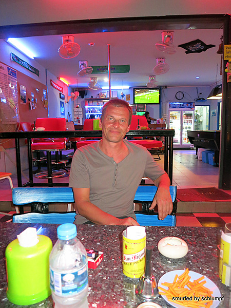 2014-04-17 Smurf Bar