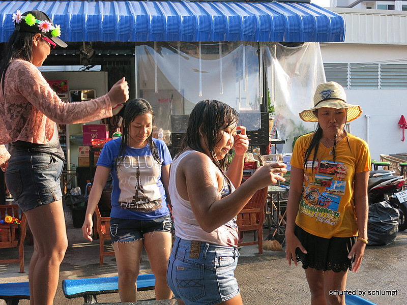 2014-04-19 Smurf Bar