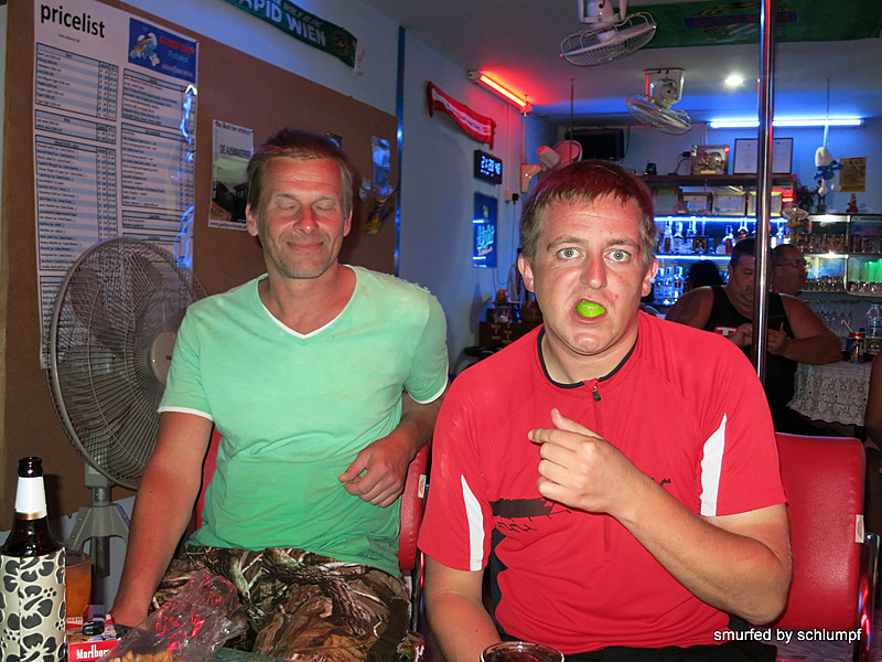 2014-04-19 Smurf Bar