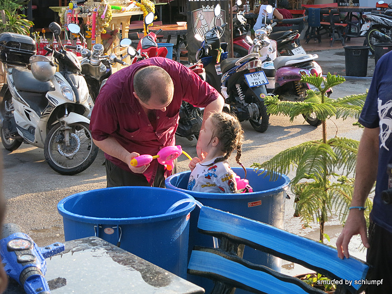 2014-04-19 Smurf Bar