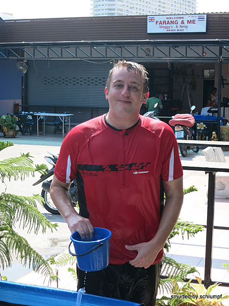 2014-04-19 Smurf Bar