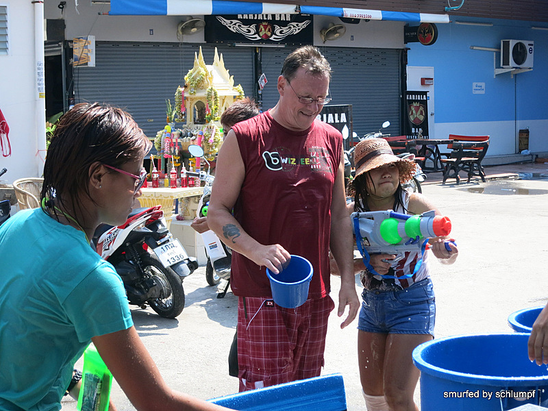 2014-04-19 Smurf Bar