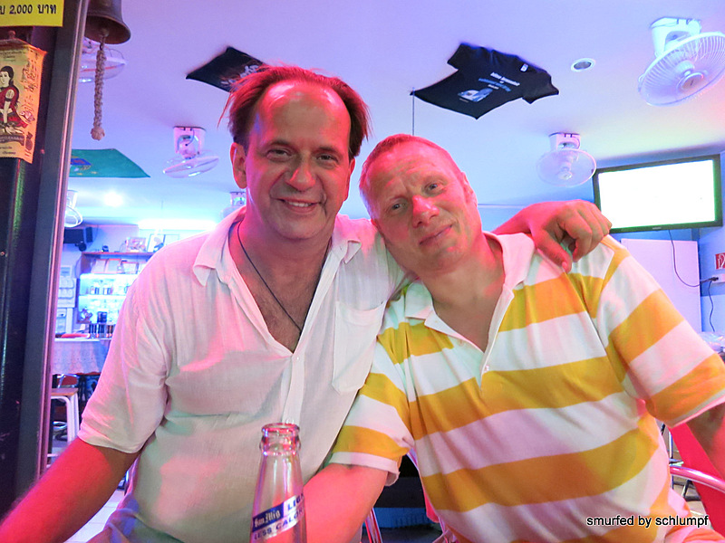 2014-04-19 Smurf Bar