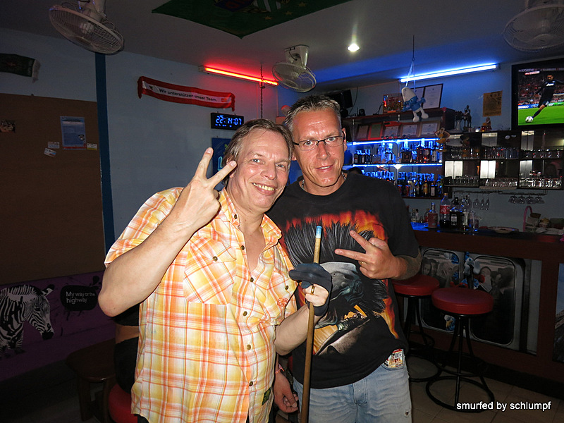 2014-04-22 Smurf Bar