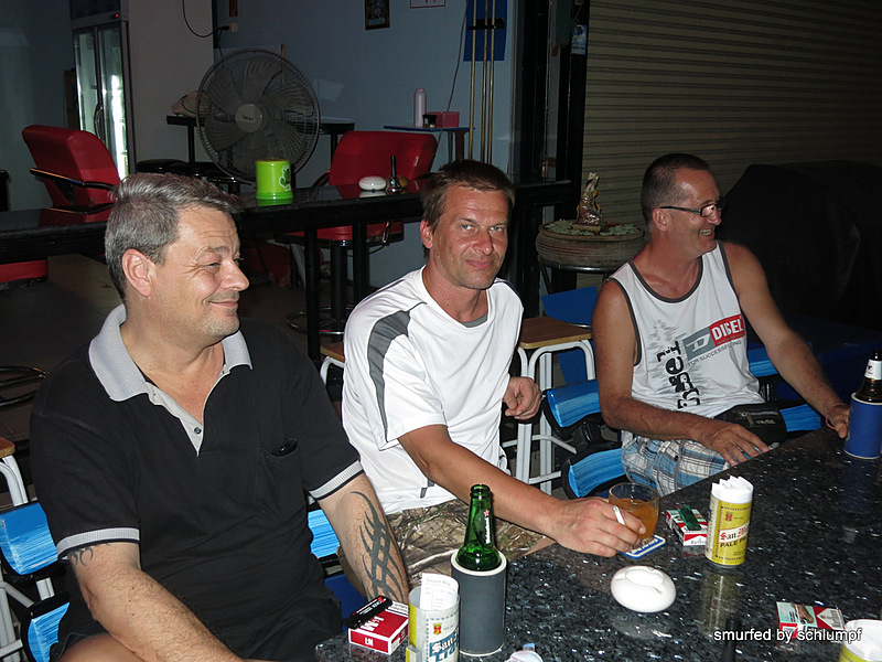 2014-04-22 Smurf Bar