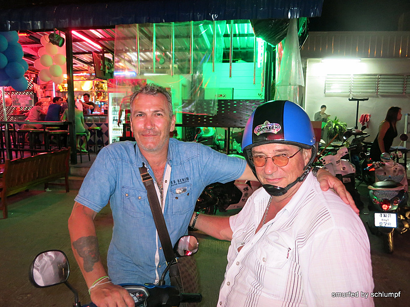 2014-04-25 Smurf Bar