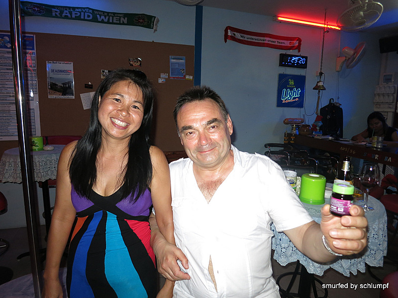 2014-04-26 Smurf Bar