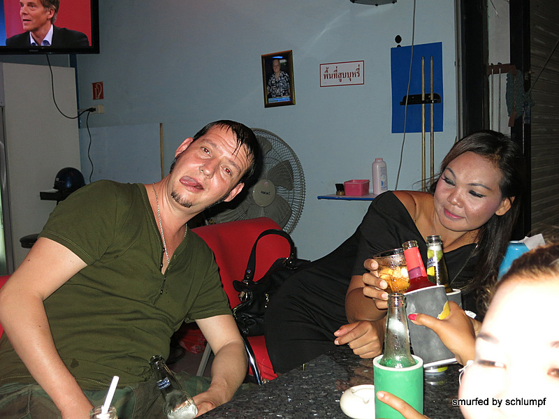 2014-04-27 Smurf Bar