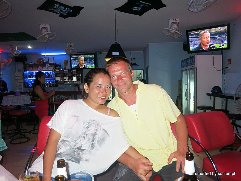 2014-04-27 Smurf Bar