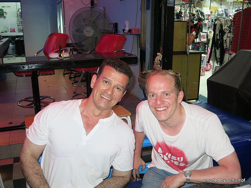 2014-05-01 Smurf Bar