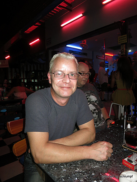 2014-05-05 Smurf Bar