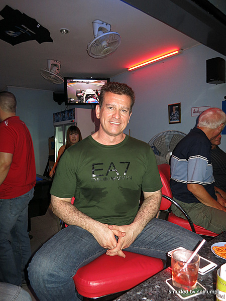 2014-05-13 Smurf Bar