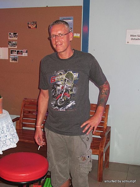 2014-05-17 Smurf Bar