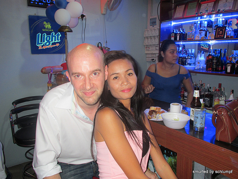 2014-05-17 Smurf Bar