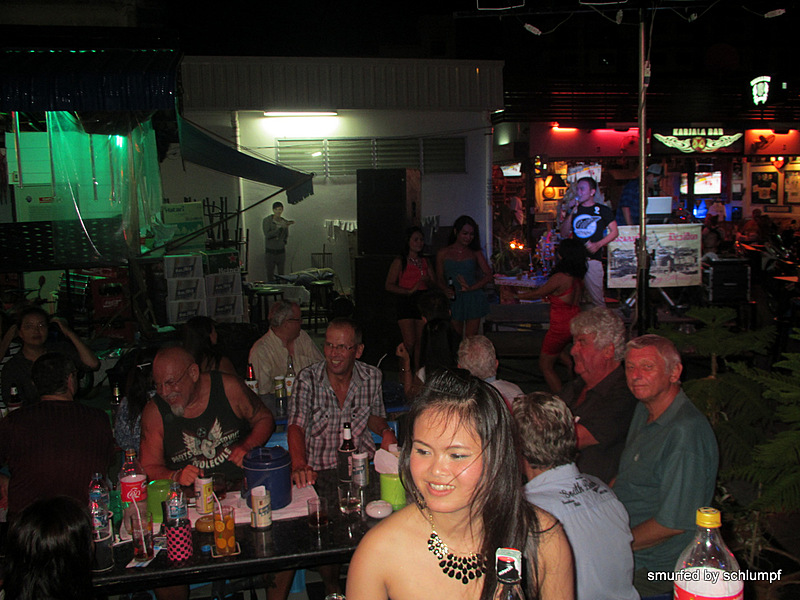 2014-05-17 Smurf Bar
