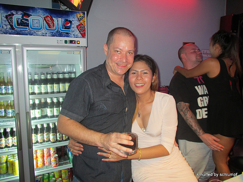 2014-05-17 Smurf Bar