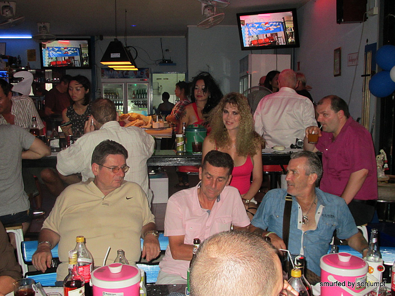 2014-05-17 Smurf Bar